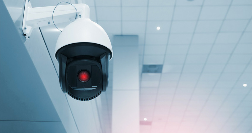 Против насилия. В 80 процентах школ КР установили камеры видеонаблюдения