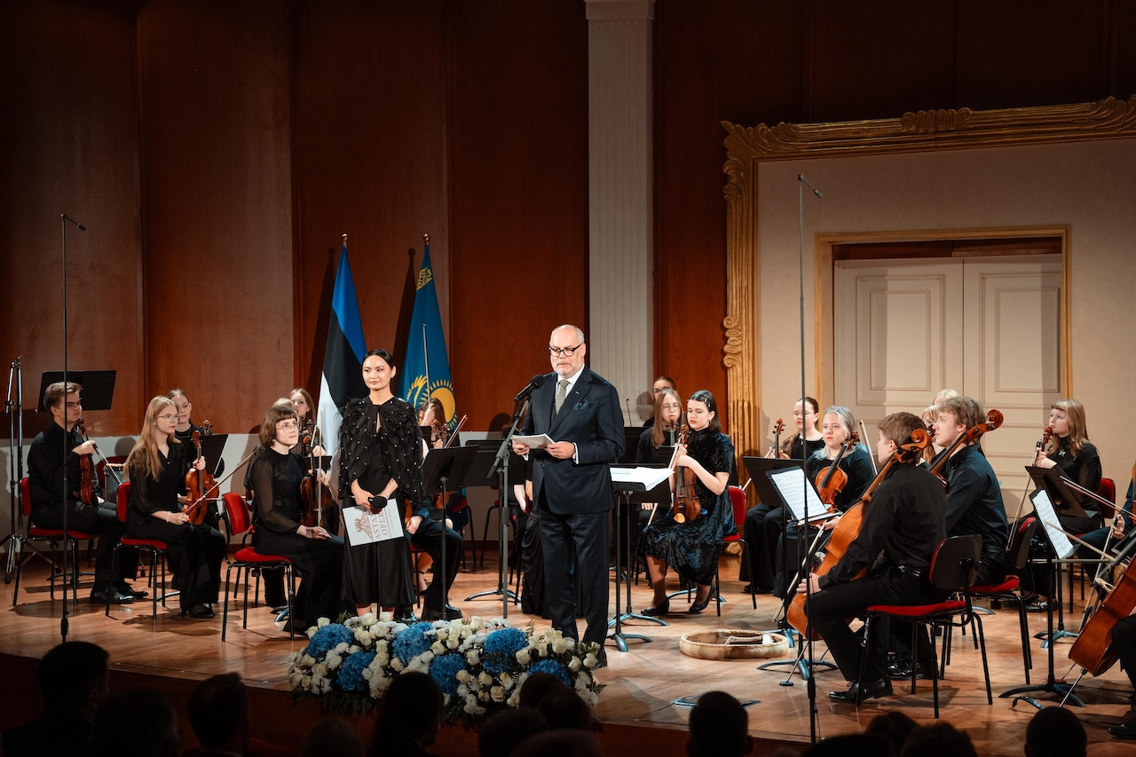 Президент Эстонии рассказал о дружбе с Казахстаном и подарке, который зазвучит в Аркалыке