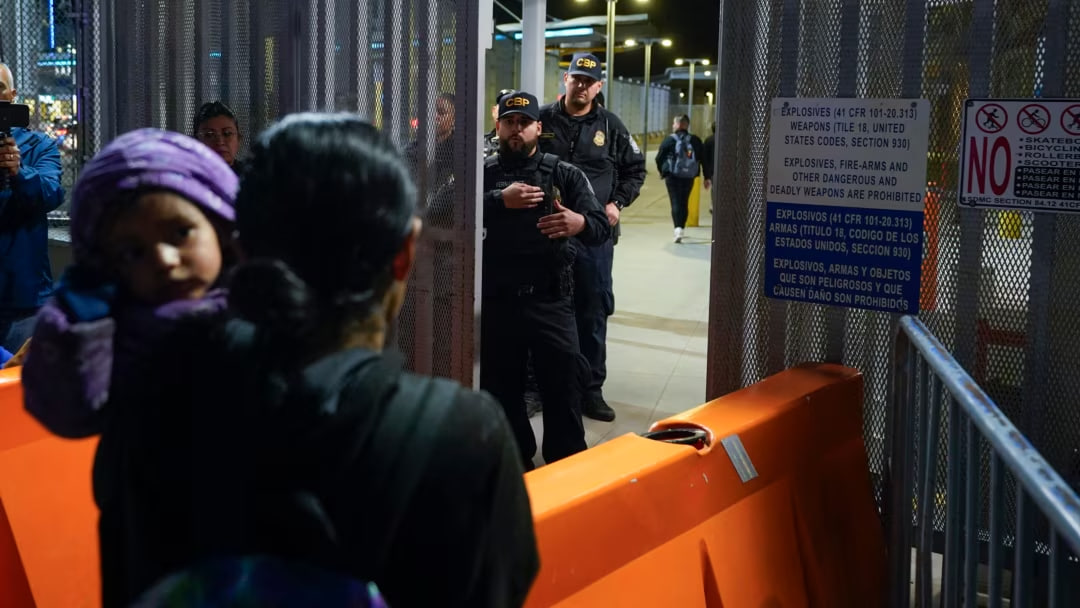 США приостановили рассмотрение всех прошений о предоставлении убежища