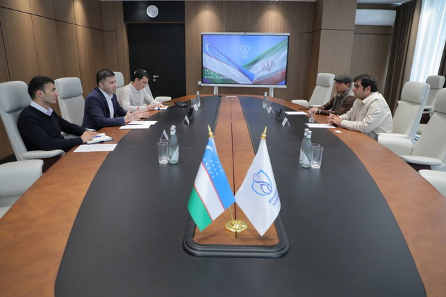 Узбекистан и Иран обсудили сотрудничество в фармацевтической отрасли