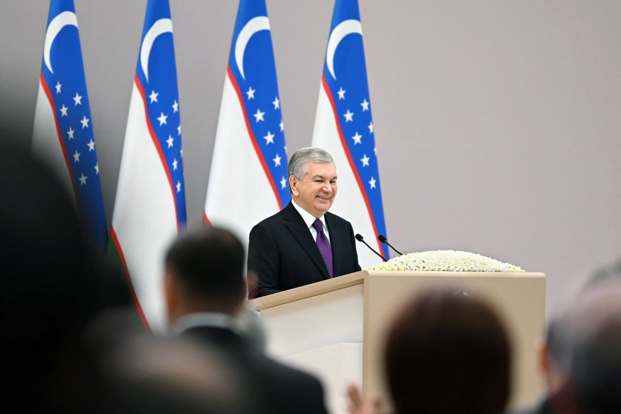 Узбекистан намерен отправить в космос своего космонавта и спутник — Шавкат Мирзиёев