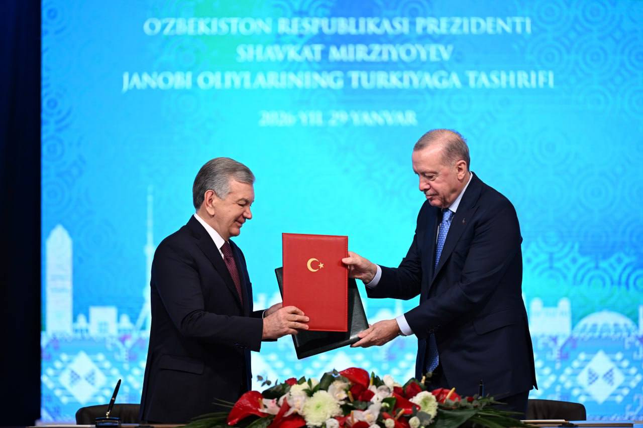 В рамках визита Мирзиёева в Турцию подписан пакет двусторонних документов