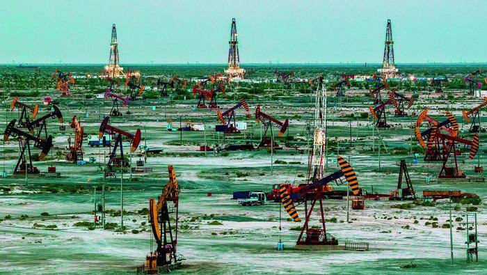 Летний сезон — время активной добычи нефти